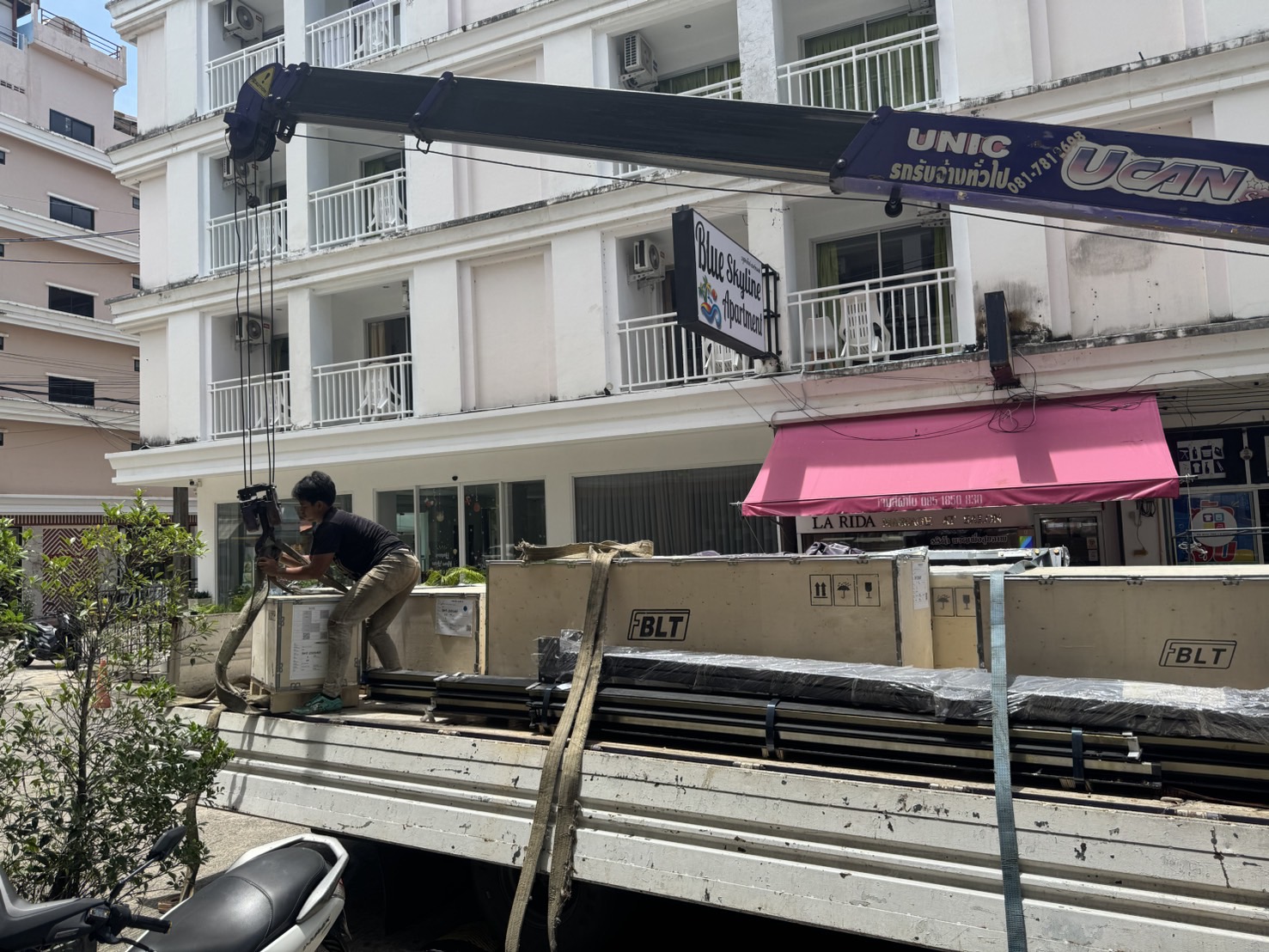 PASSENGER ELEVATOR 9